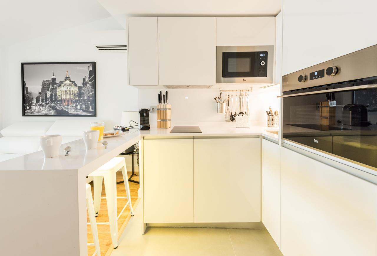 Latina Suite Madrid Exteriér fotografie