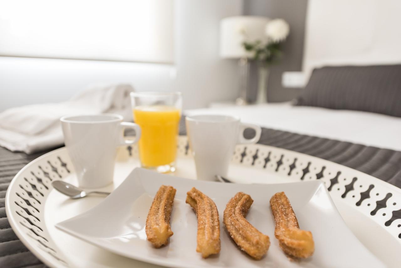 Latina Suite Madrid Exteriér fotografie