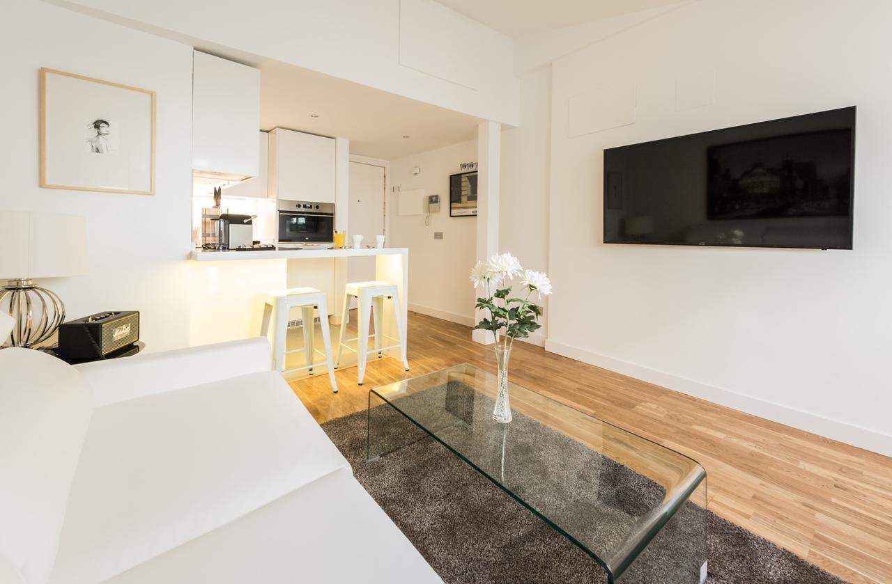 Latina Suite Madrid Exteriér fotografie