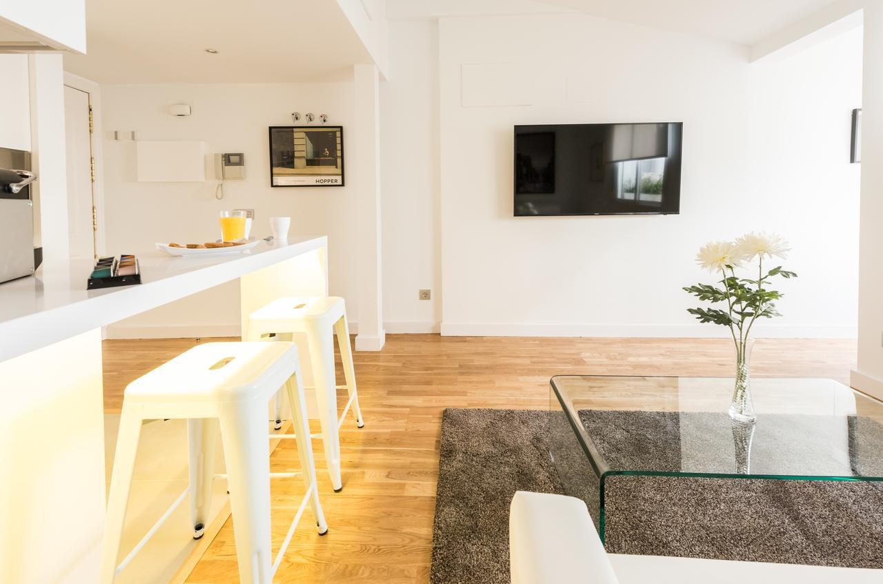 Latina Suite Madrid Pokoj fotografie