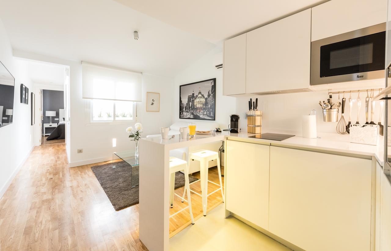 Latina Suite Madrid Pokoj fotografie